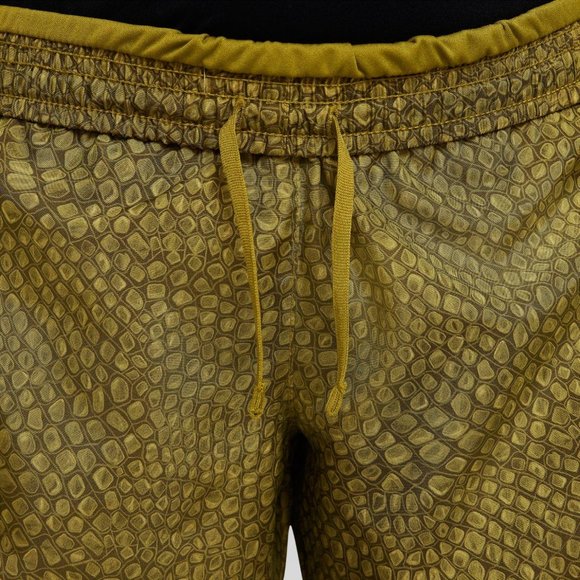 NWT Nike Girls' Alligator Print Tempo Running Shorts - Picture 5 of 7